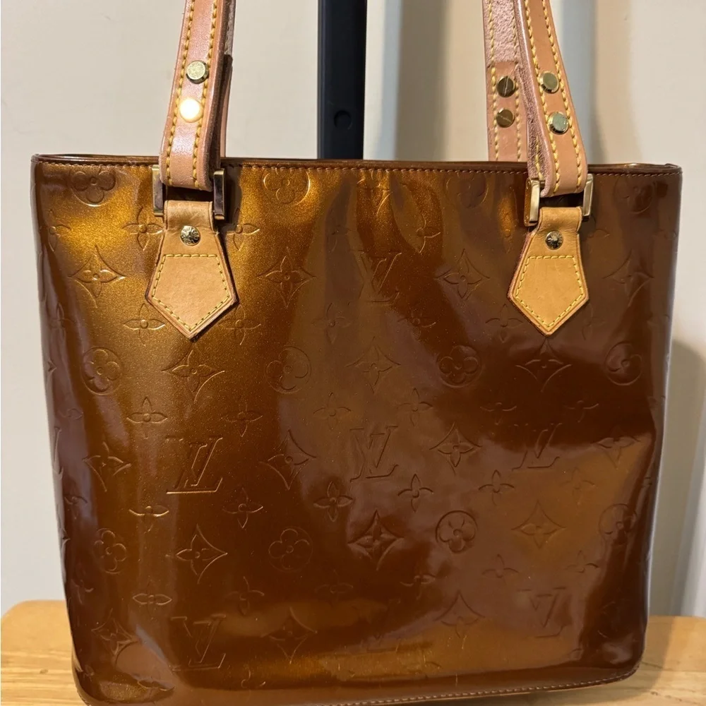 Louis Vuitton Bronze Vernis Houston Tote